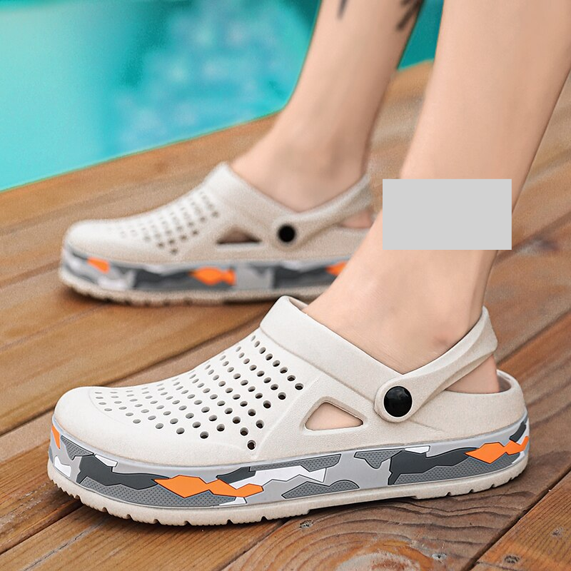 Stylish Clogs Men Sandals - Lightweight EVA Casual Shoes for Summer Beach - Hot Sale